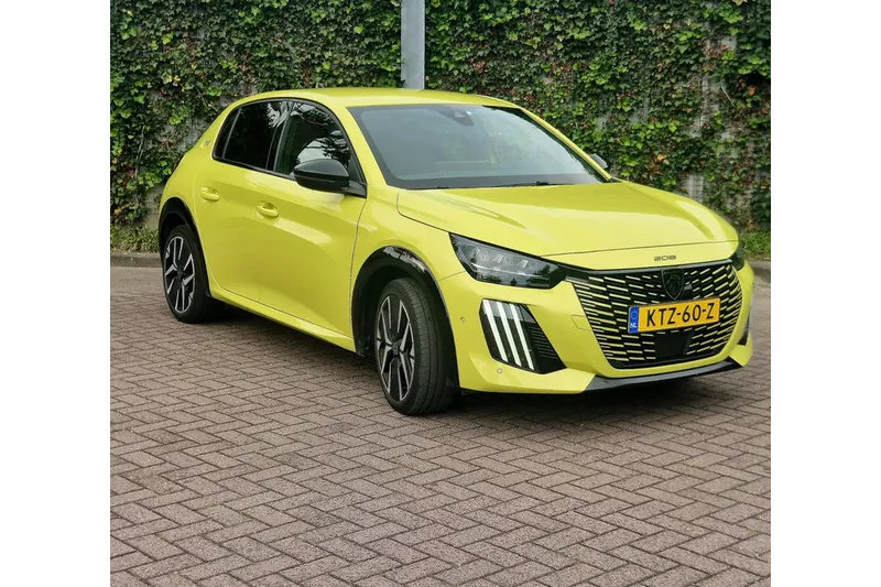 Peugeot e-208 (2024)