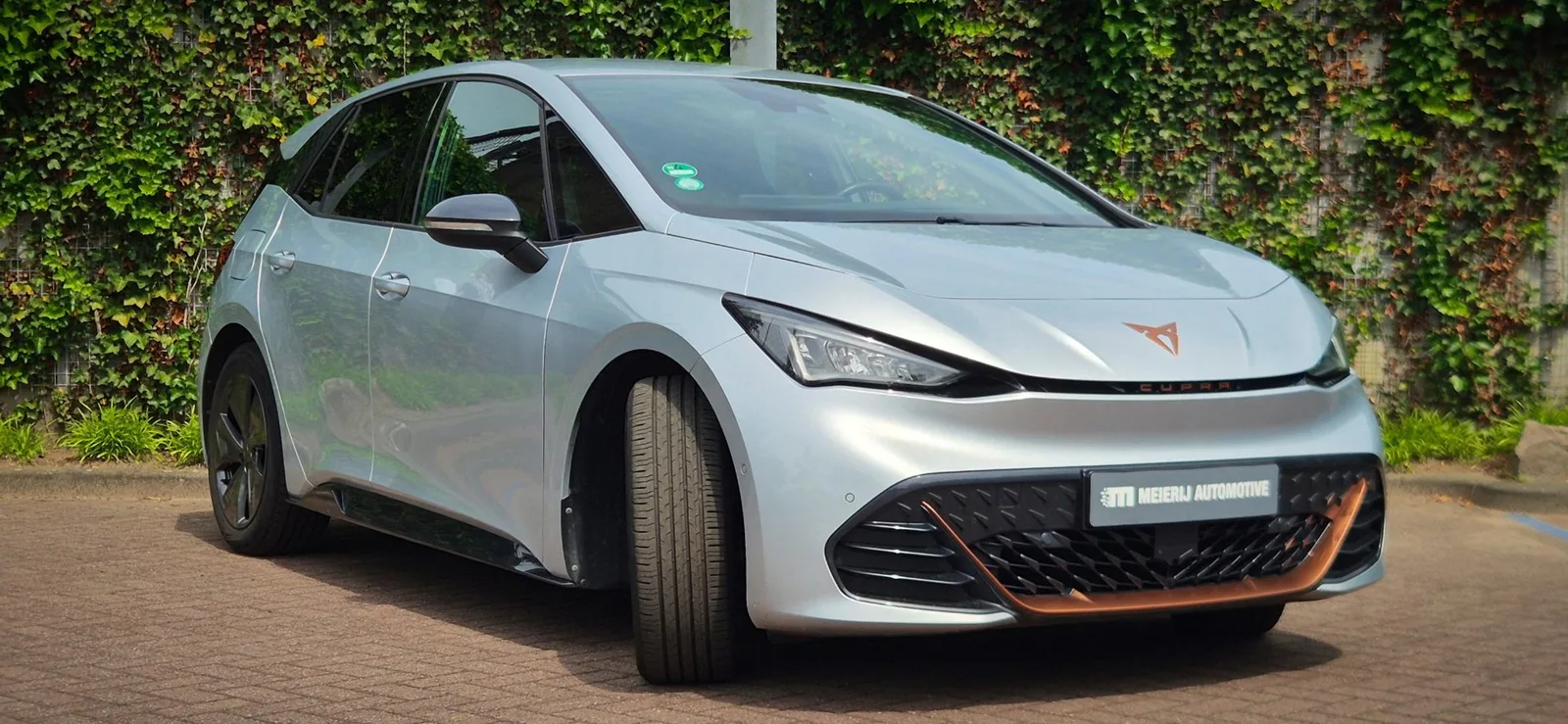 CUPRA Born (2022) — foto 1