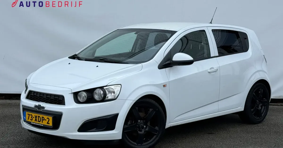 Chevrolet Aveo (2012) — foto 1
