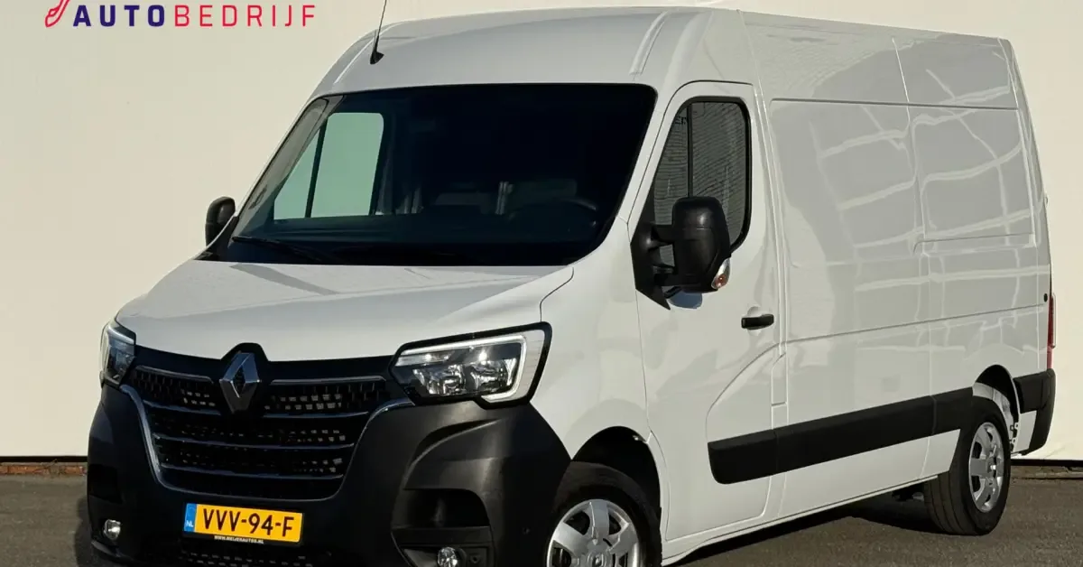 Renault Master (2023) — foto 1