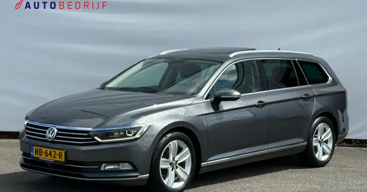 Volkswagen Passat (2017) — foto 1