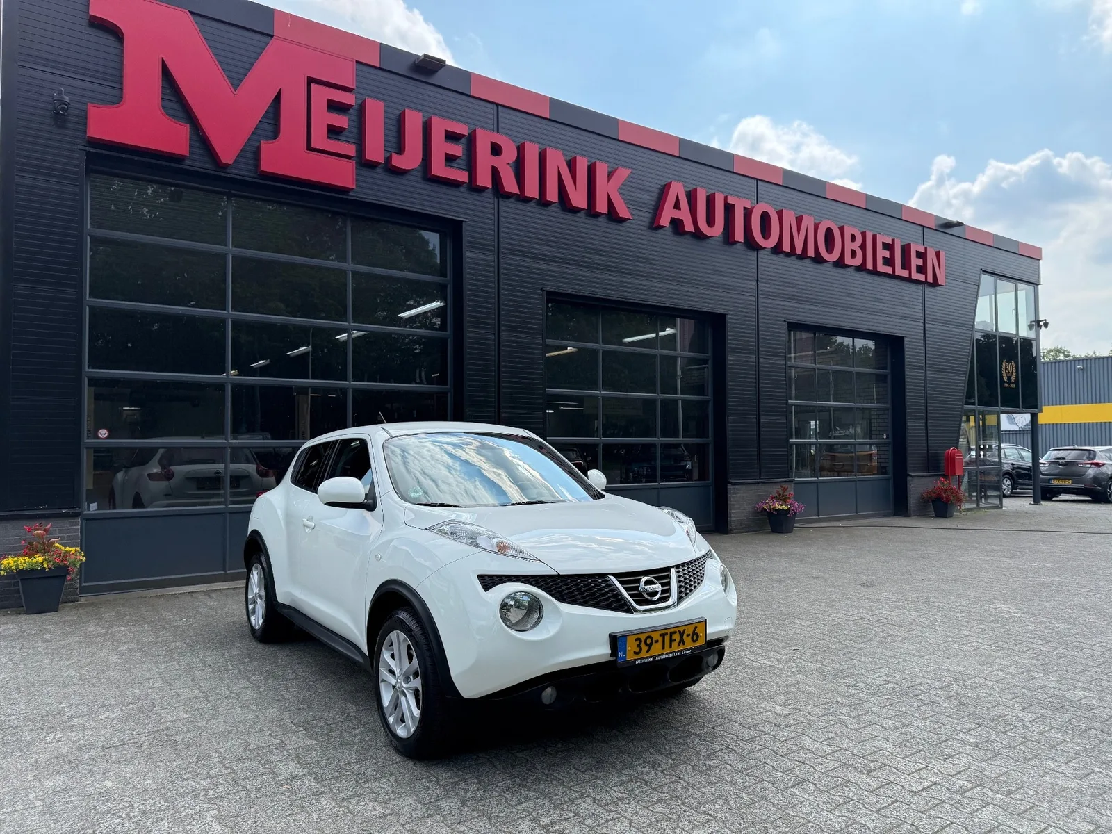 Nissan Juke (2012) — foto 1