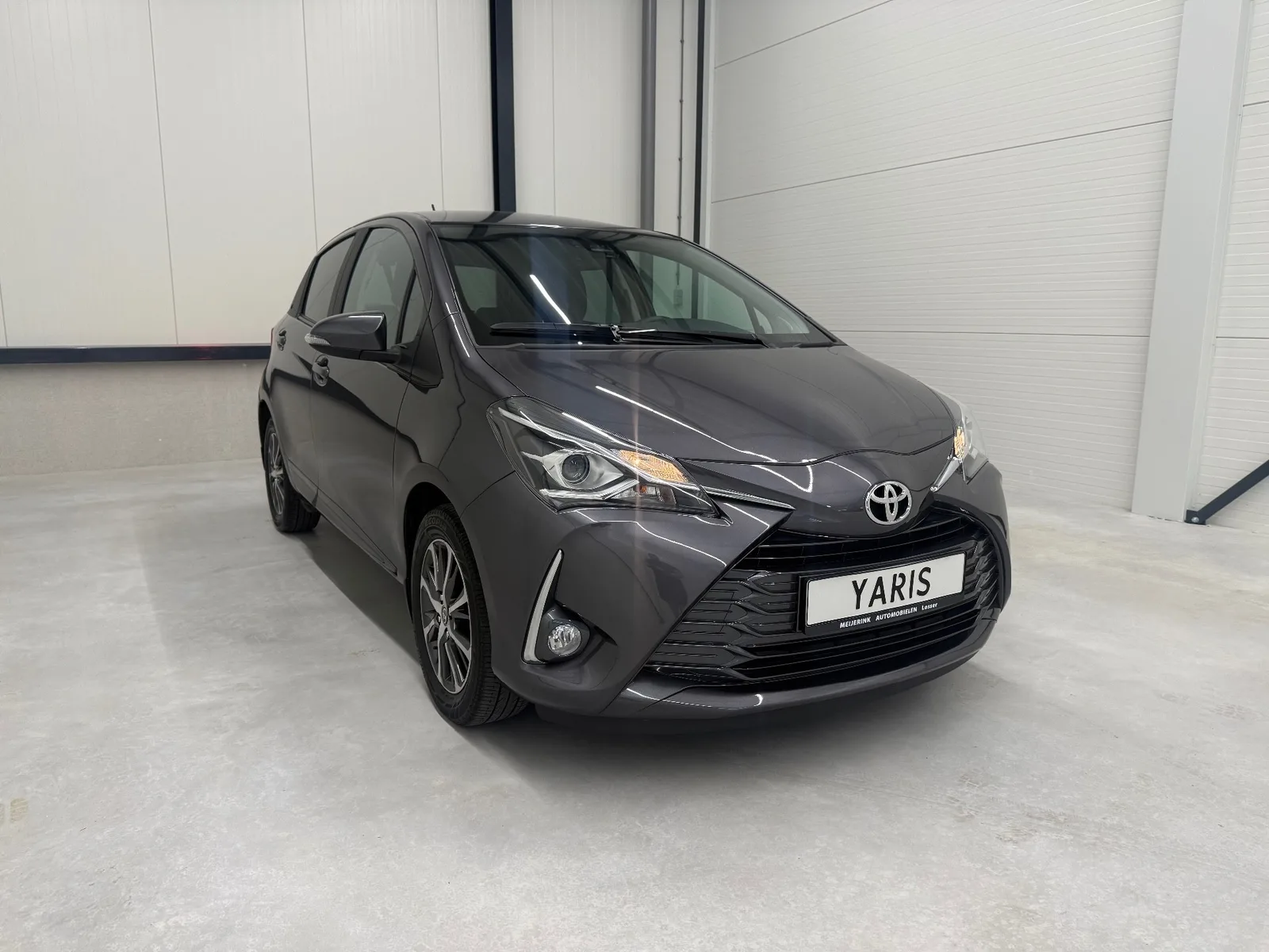 Toyota Yaris (2019) — foto 1
