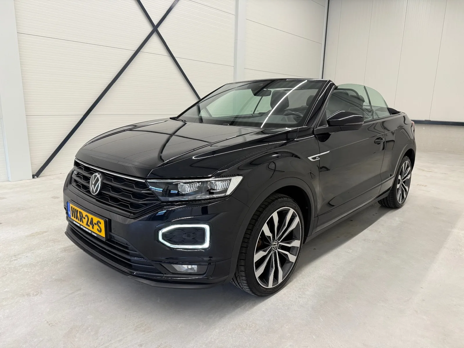 Volkswagen T-Roc (2020) — foto 1