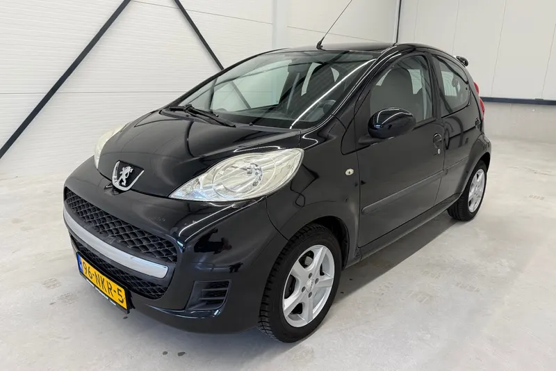 Peugeot 107 (2010)