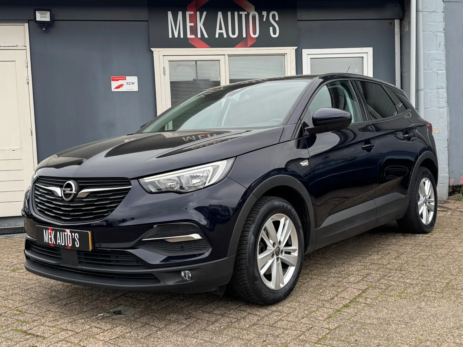 Opel Grandland X (2018) — foto 1