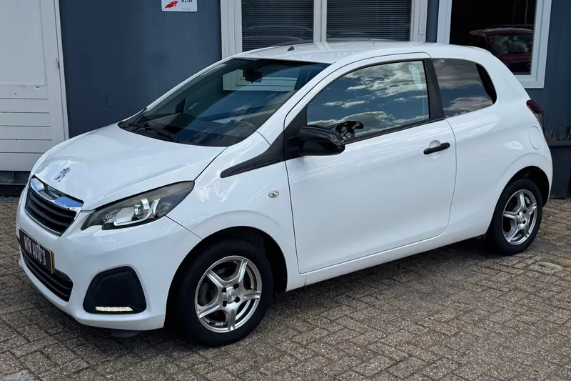 Peugeot 108 (2015)