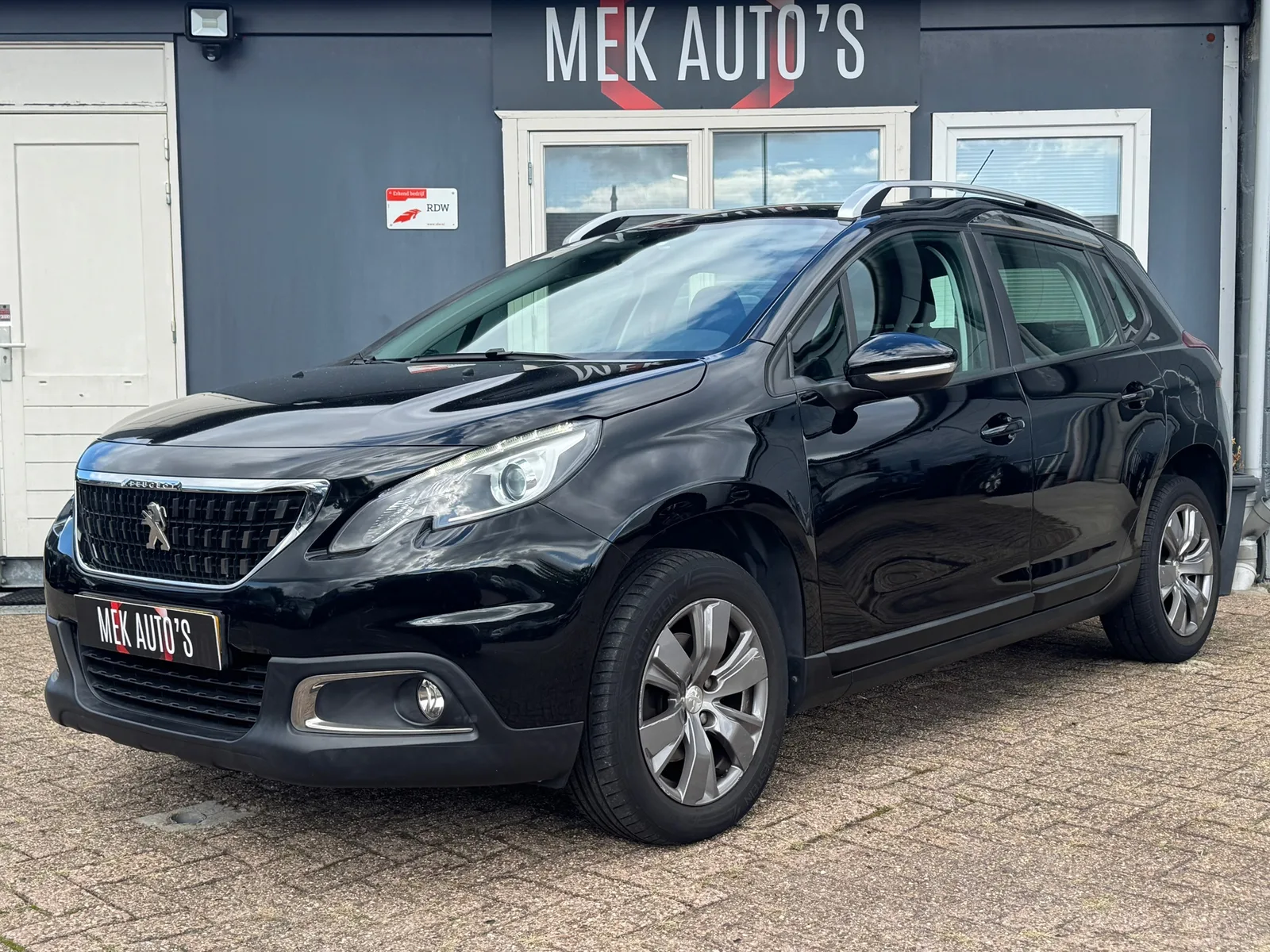 Peugeot 2008 (2017) — foto 1