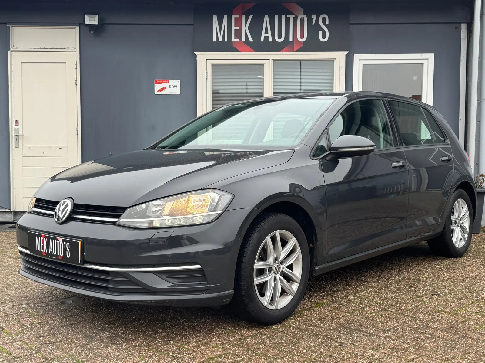 Volkswagen Golf (2017) — foto 1
