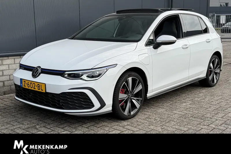 Volkswagen Golf (2021)