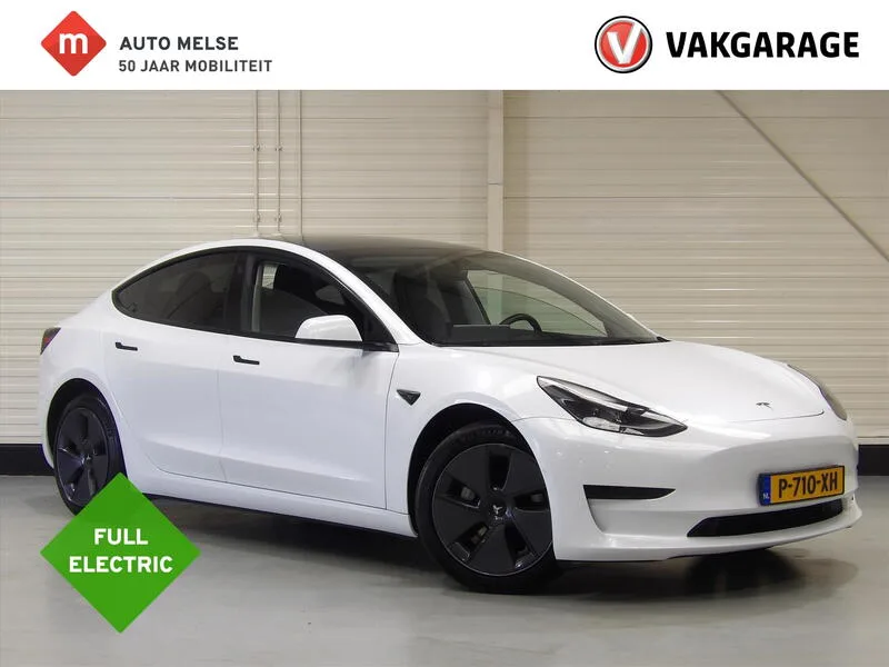 Tesla Model 3 (2022) — foto 1