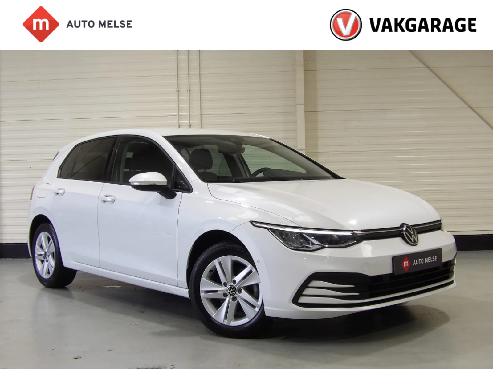 Volkswagen Golf (2020) — foto 1