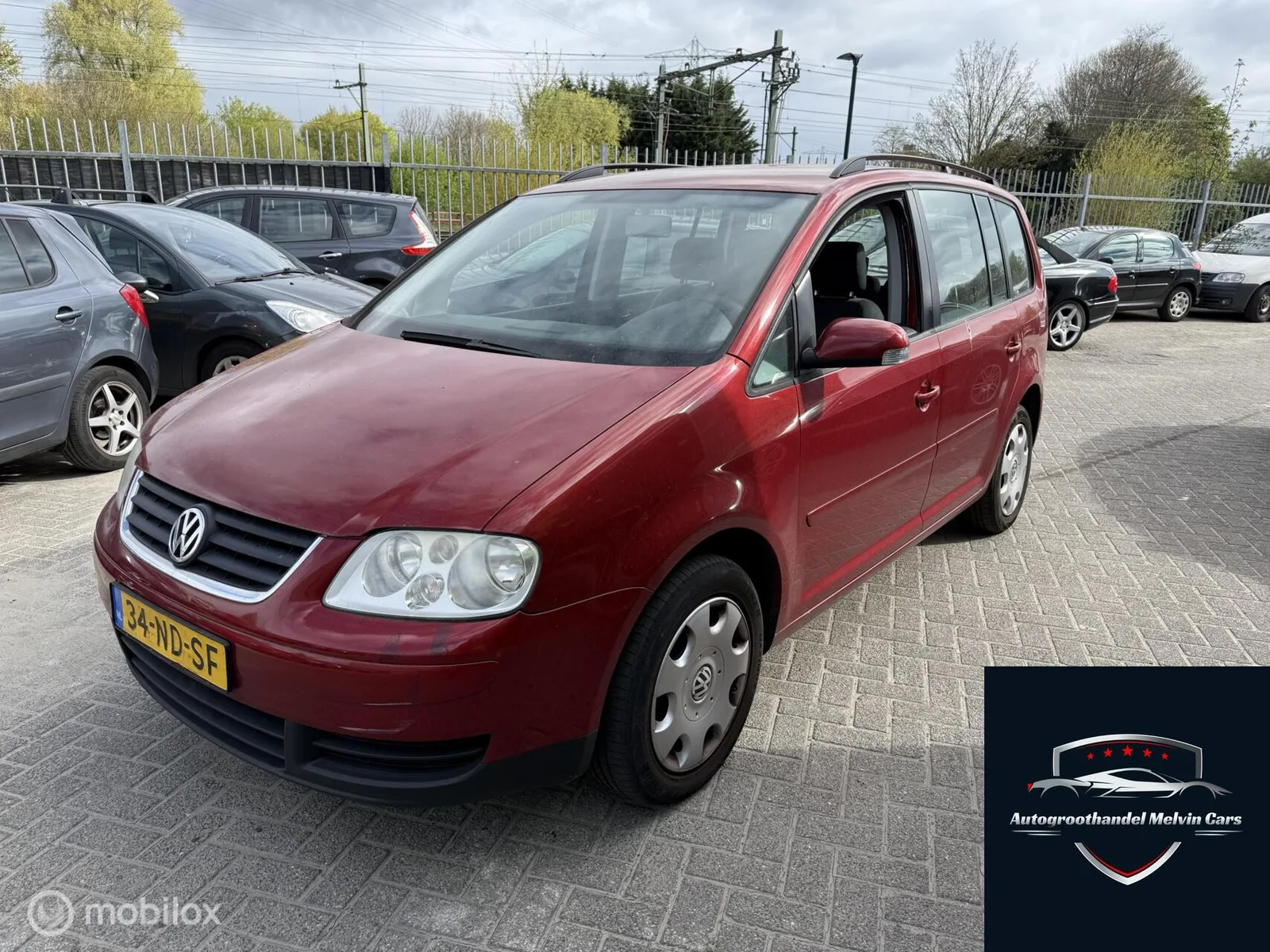 Volkswagen Touran (2003) — foto 1