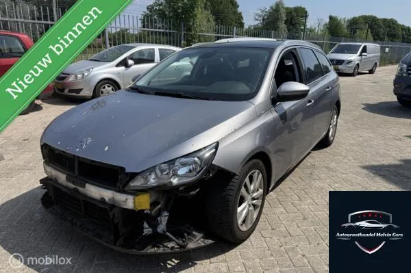 Peugeot 308 (2015) — foto 1