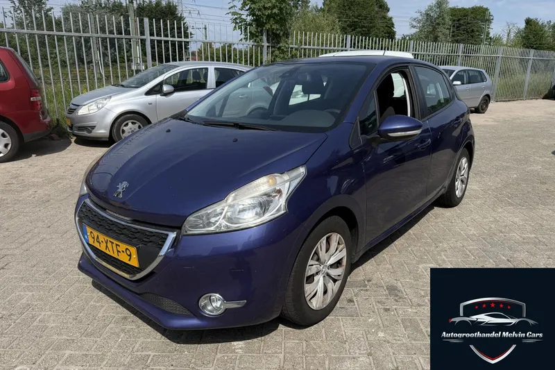 Peugeot 208 (2012)