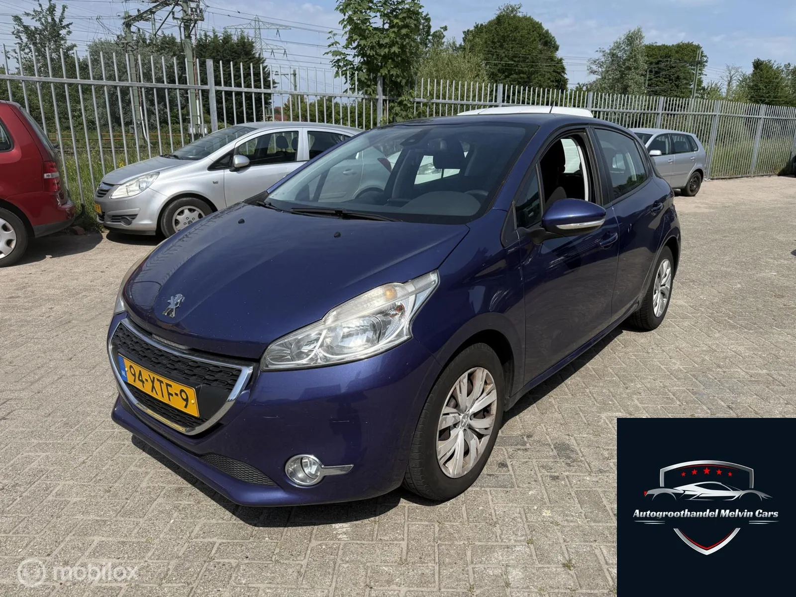 Peugeot 208 (2012) — foto 1