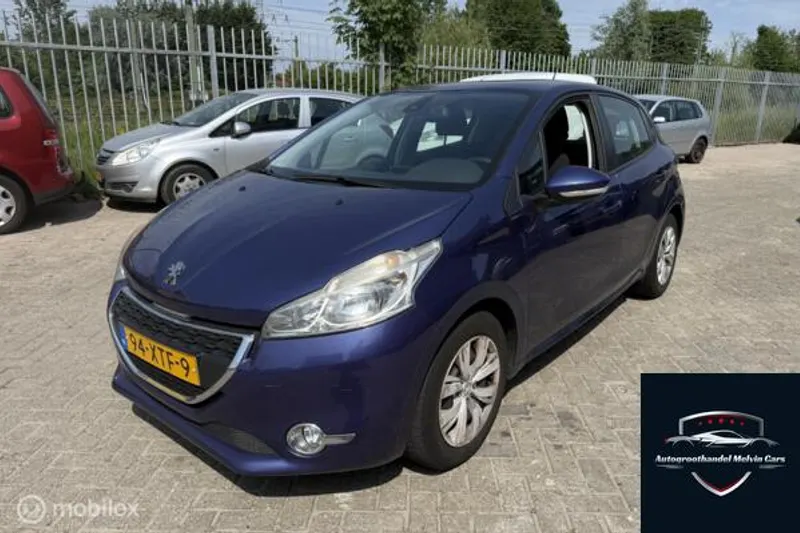 Peugeot 208 (2012)