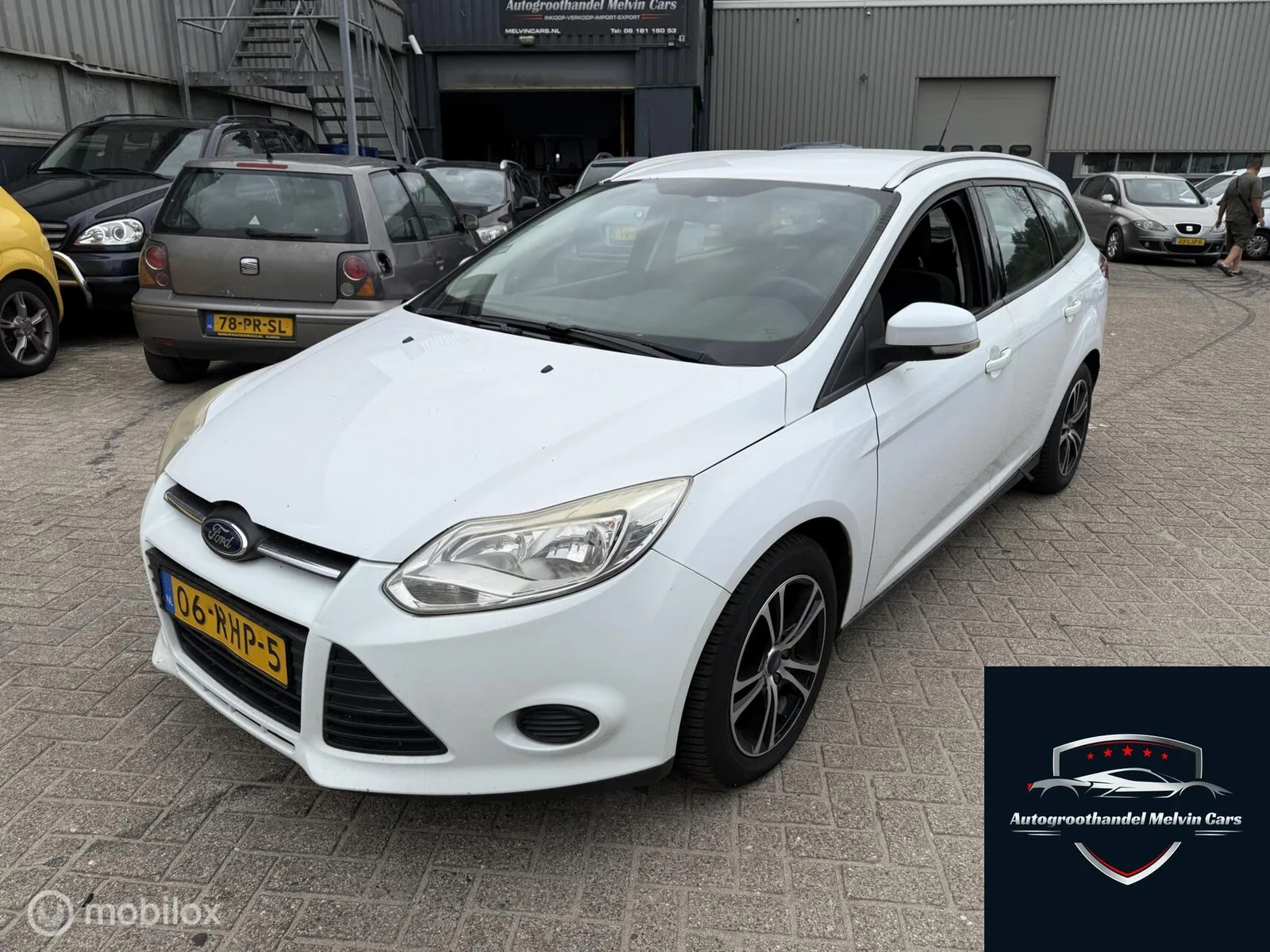 Ford Focus (2011) — foto 1