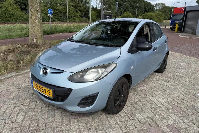 Mazda 2 (2011)