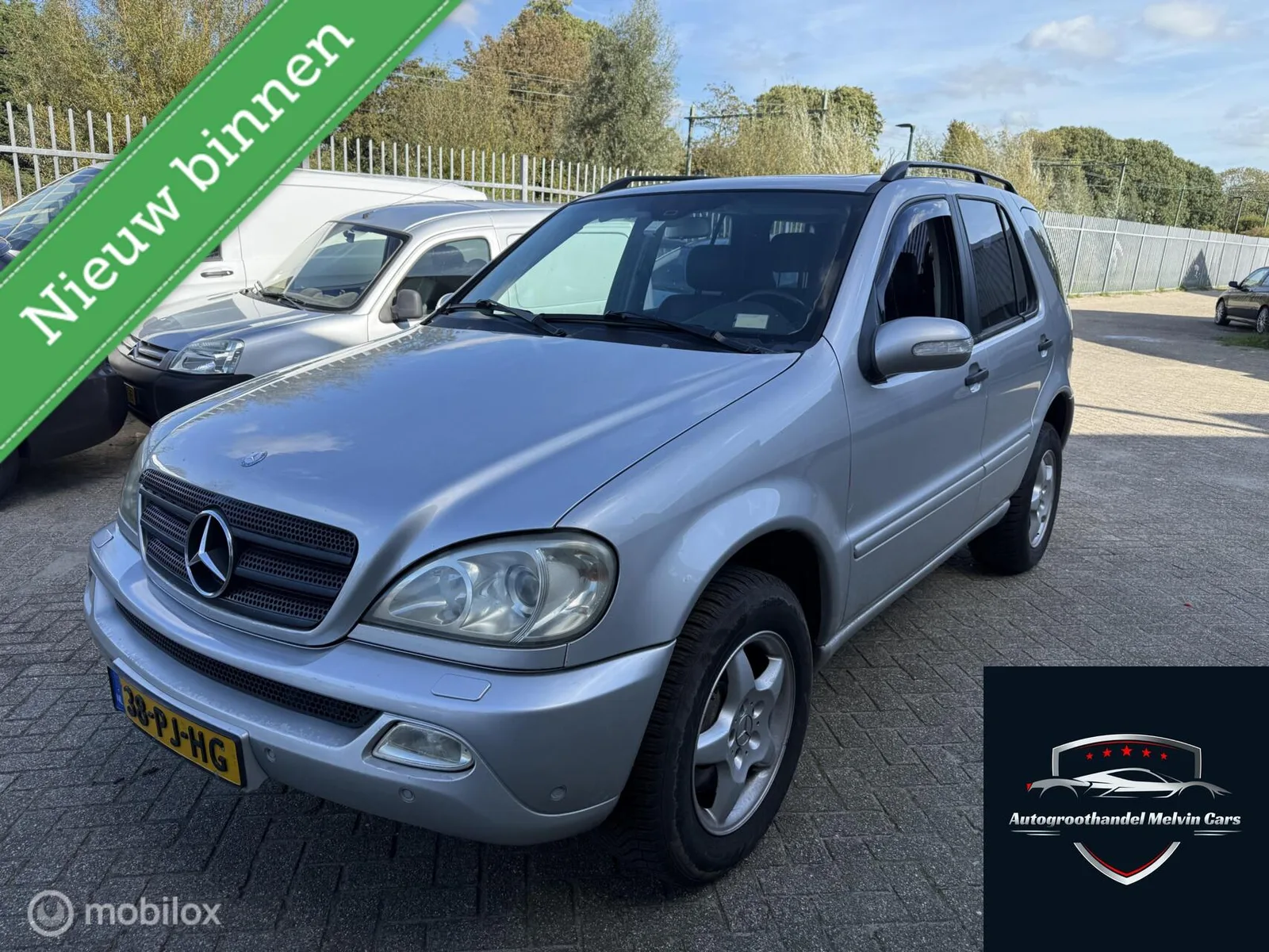 Mercedes-Benz M-Klasse (2002) — foto 1