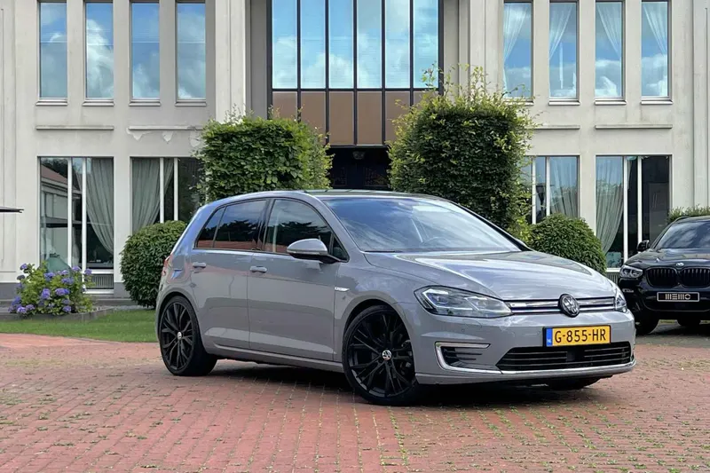 Volkswagen e-Golf (2019)