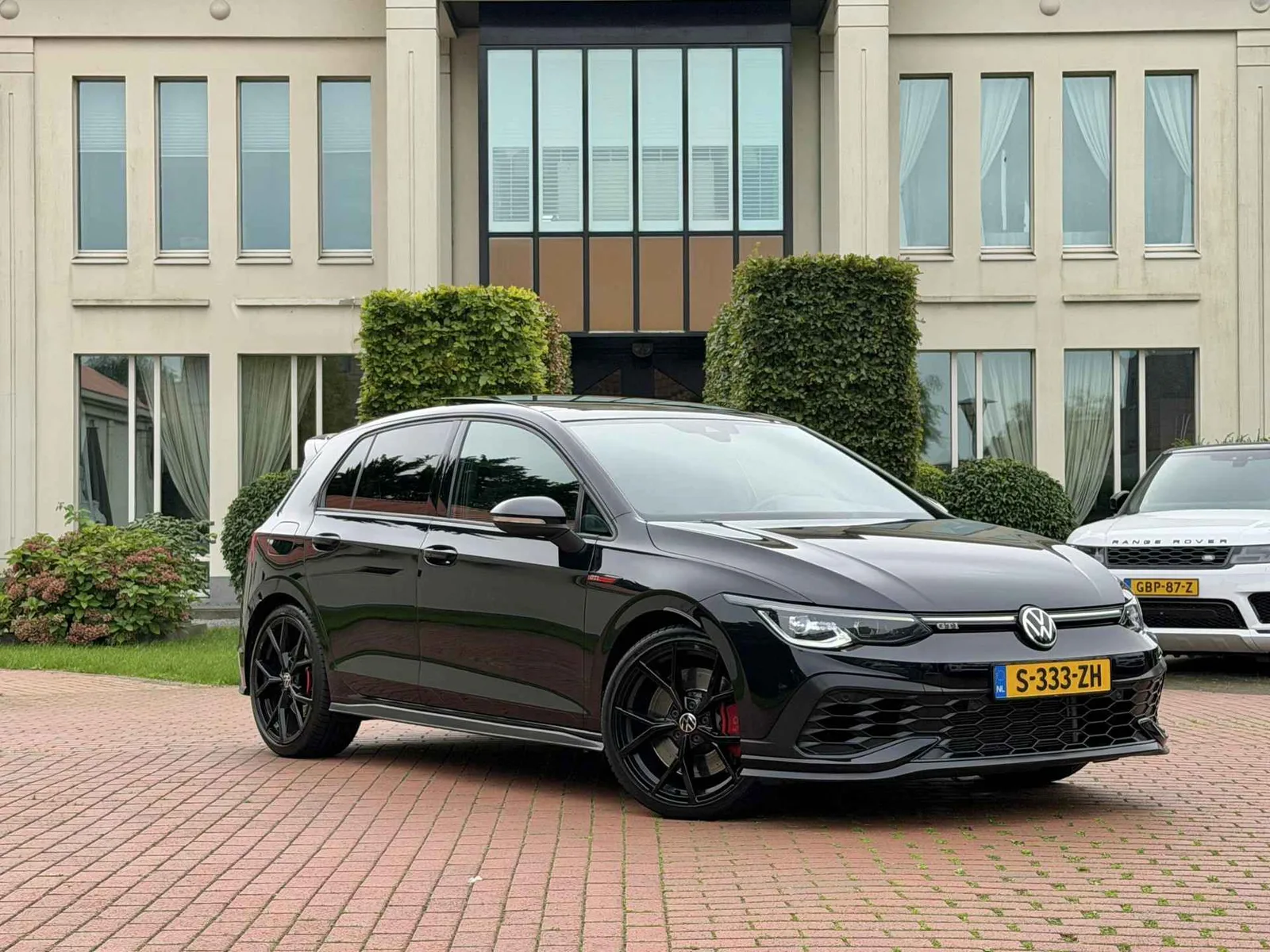 Volkswagen Golf (2022) — foto 1