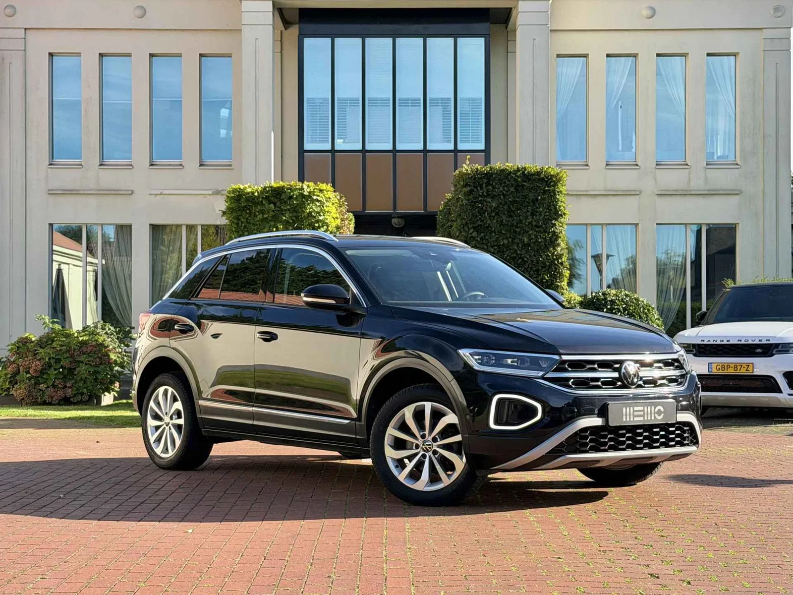 Volkswagen T-Roc (2022) — foto 1
