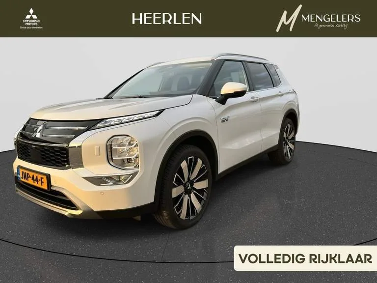 Mitsubishi Outlander (2025) — foto 1