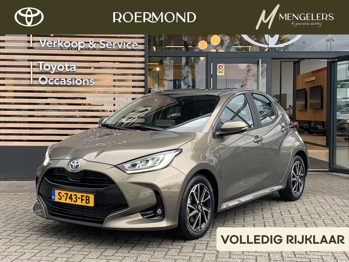 Toyota Yaris (2023) — foto 1