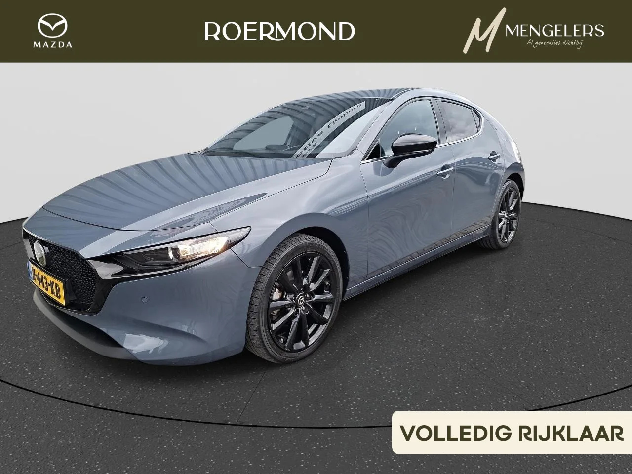 Mazda 3 (2023) — foto 1