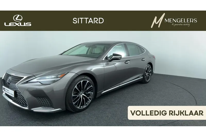 Lexus LS (2022)