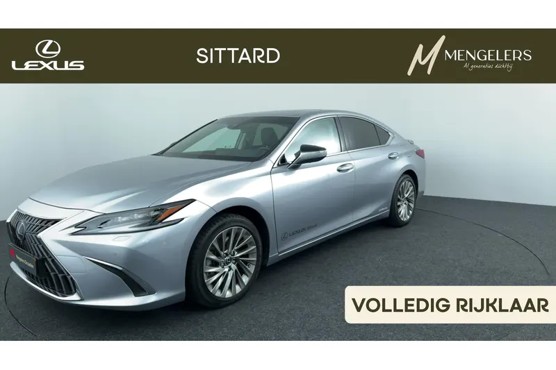 Lexus ES (2022)