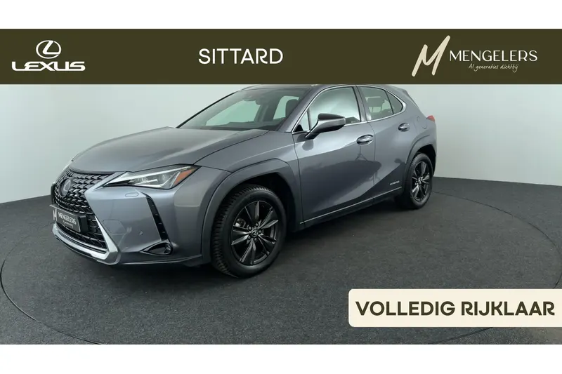 Lexus UX (2020)