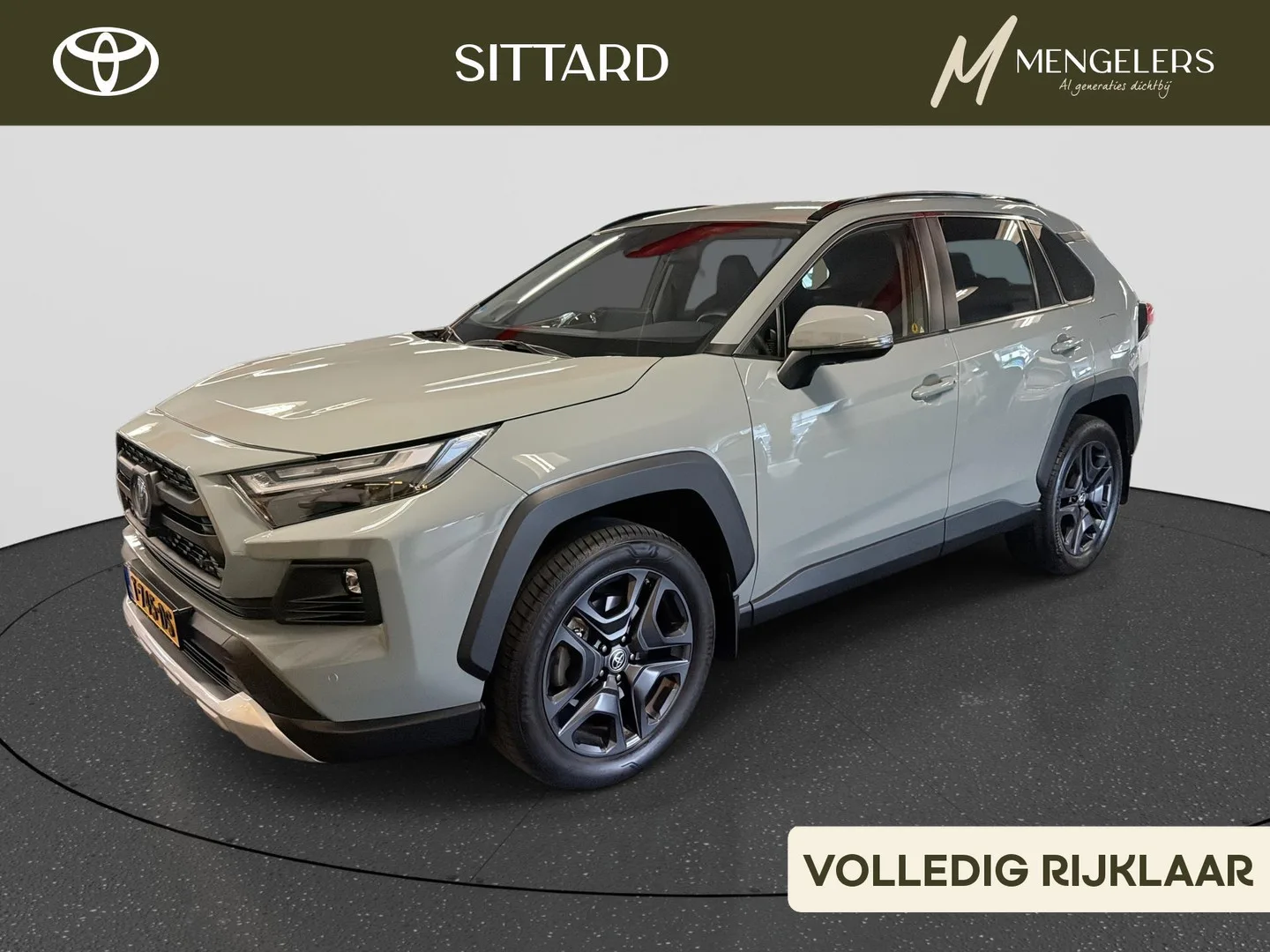 Toyota RAV4 (2023) — foto 1