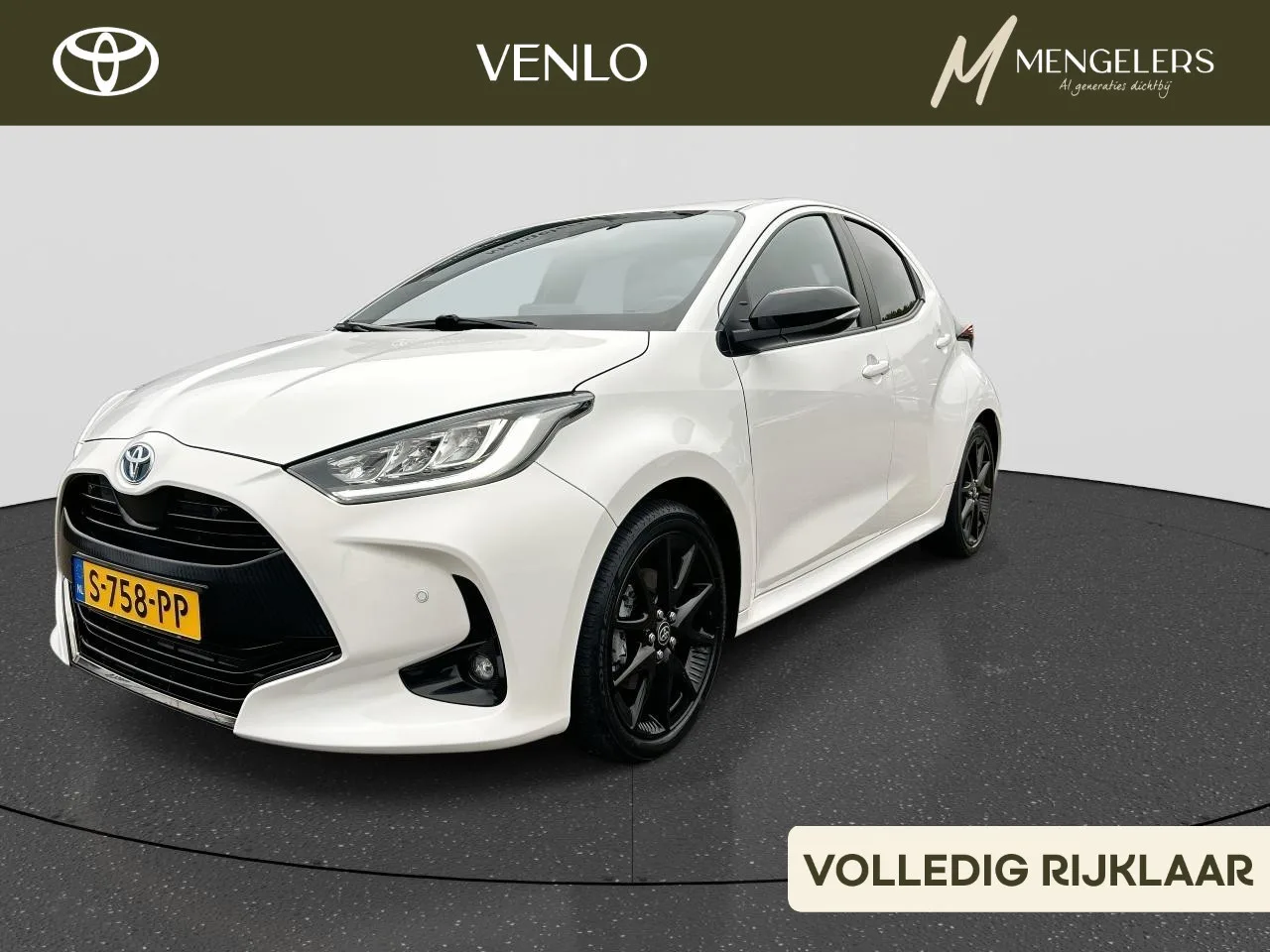 Toyota Yaris (2023) — foto 1