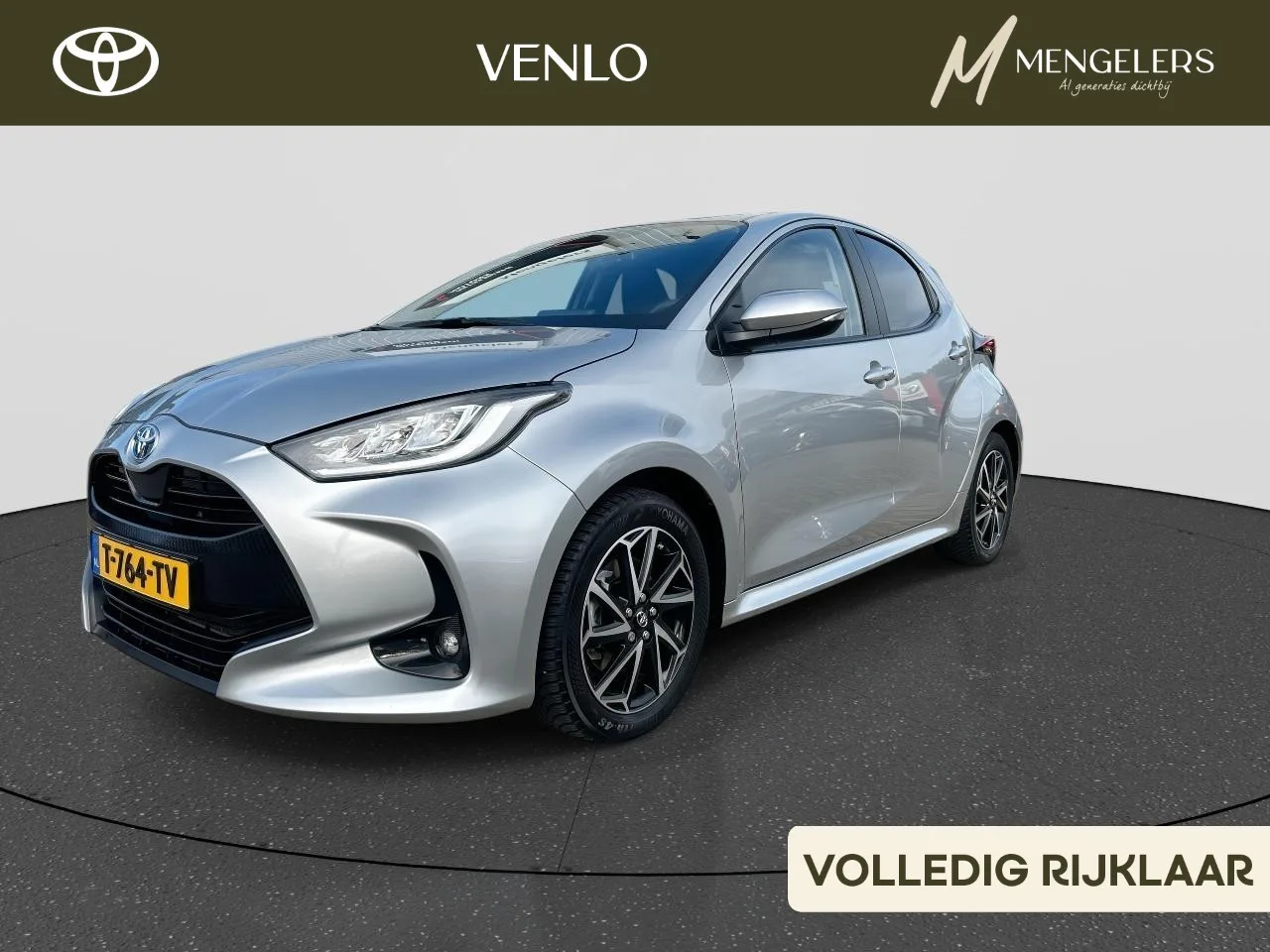 Toyota Yaris (2023) — foto 1