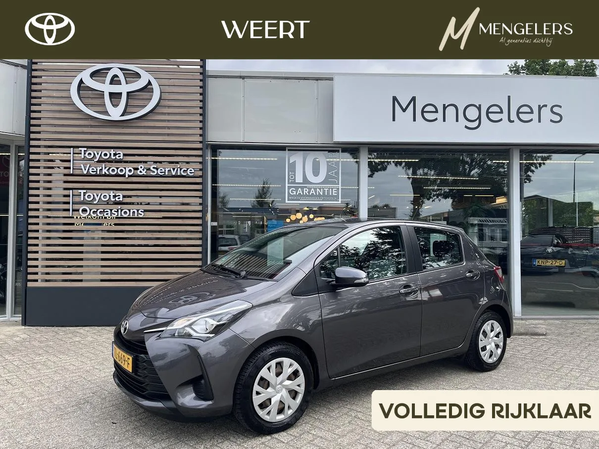 Toyota Yaris (2018) — foto 1