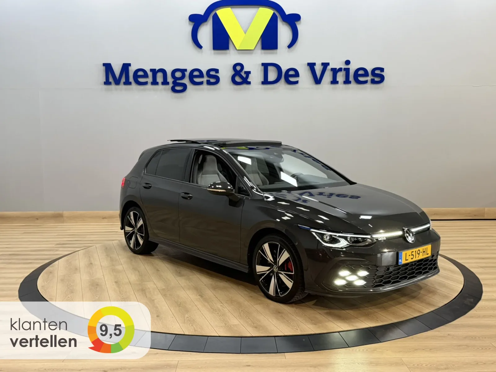 Volkswagen Golf (2021) — foto 1