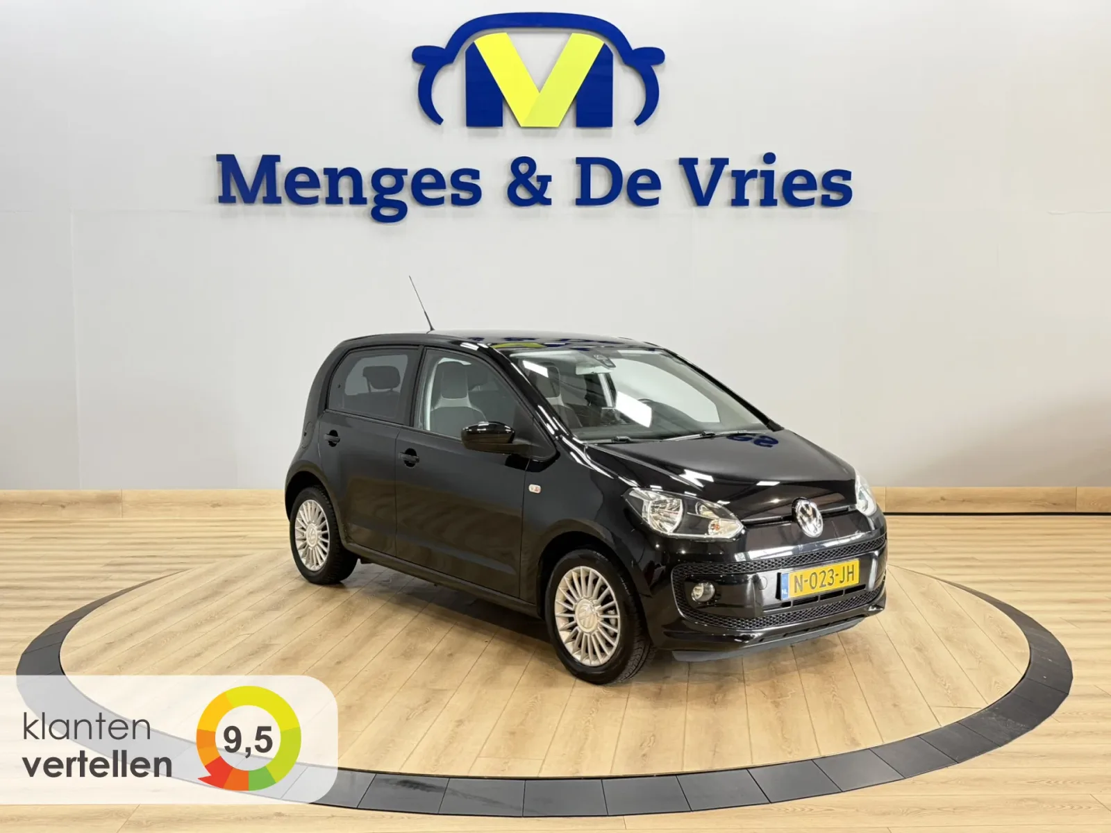 Volkswagen Up! (2012) — foto 1
