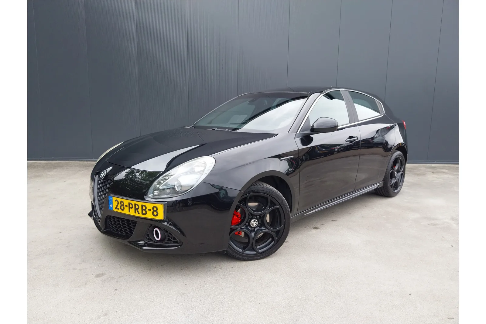 Alfa Romeo Giulietta (2011) — foto 1