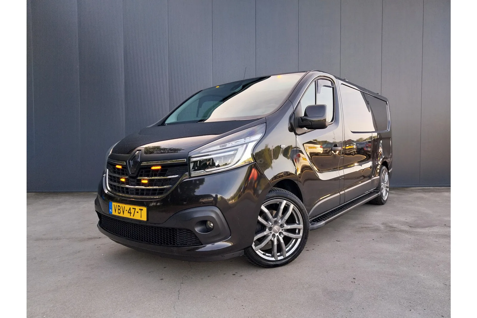 Renault Trafic (2019) — foto 1