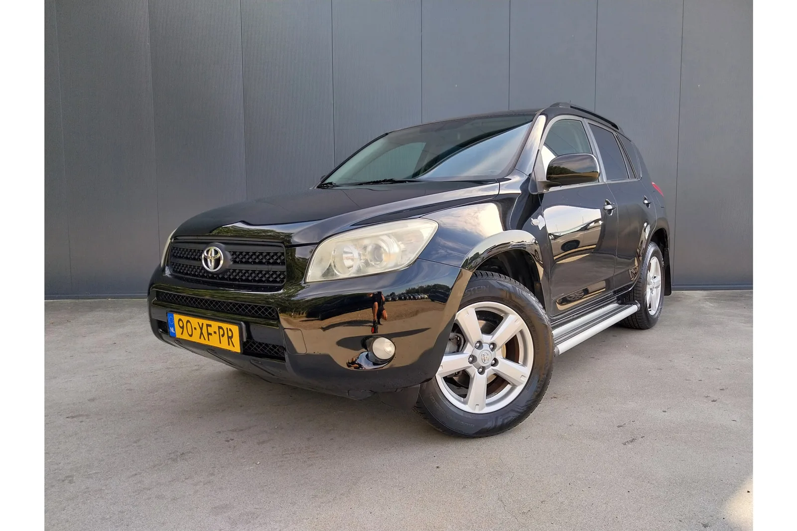 Toyota RAV4 (2007) — foto 1