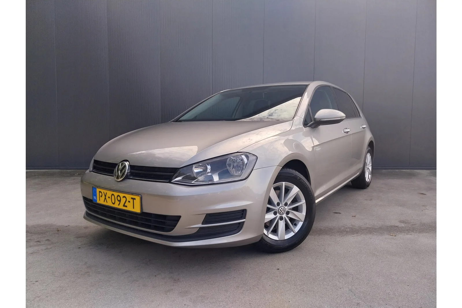 Volkswagen Golf (2016) — foto 1