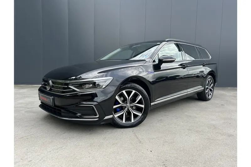 Volkswagen Passat (2022)