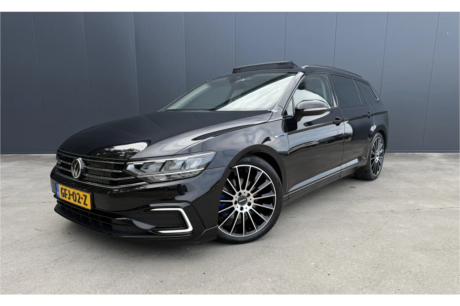 Volkswagen Passat (2020) — foto 1