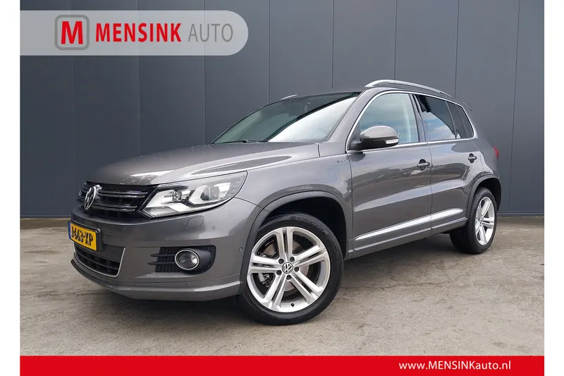 Volkswagen Tiguan (2015)