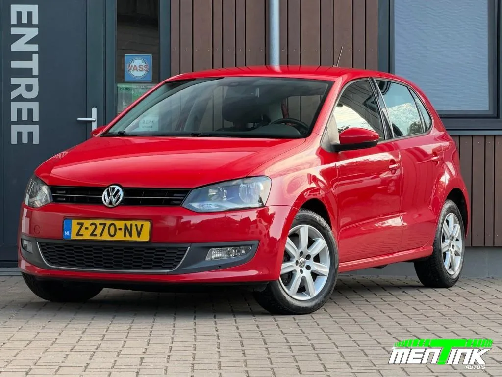 Volkswagen Polo (2012) — foto 1