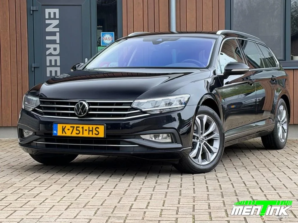 Volkswagen Passat (2021) — foto 1