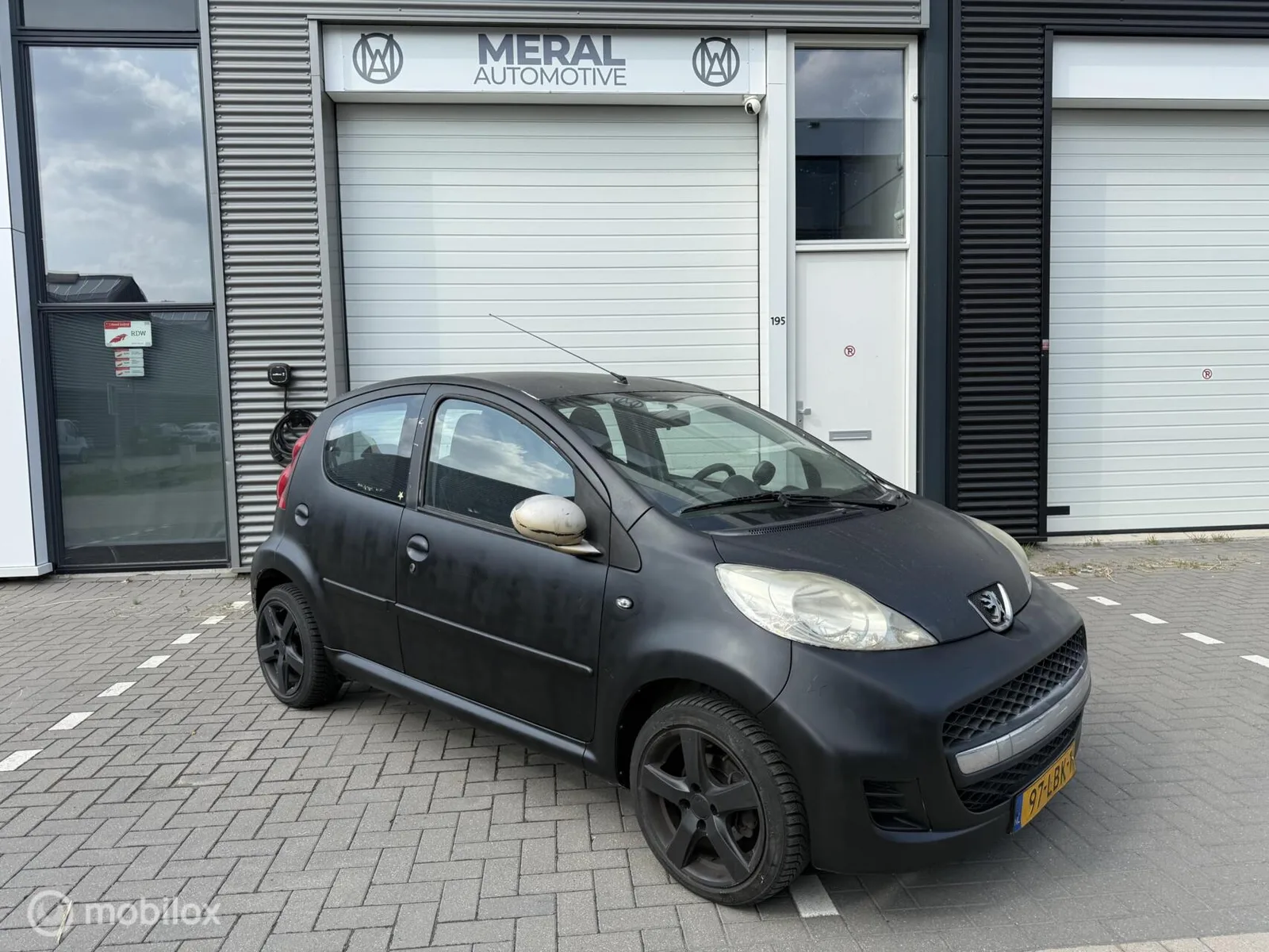 Peugeot 107 (2010) — foto 1