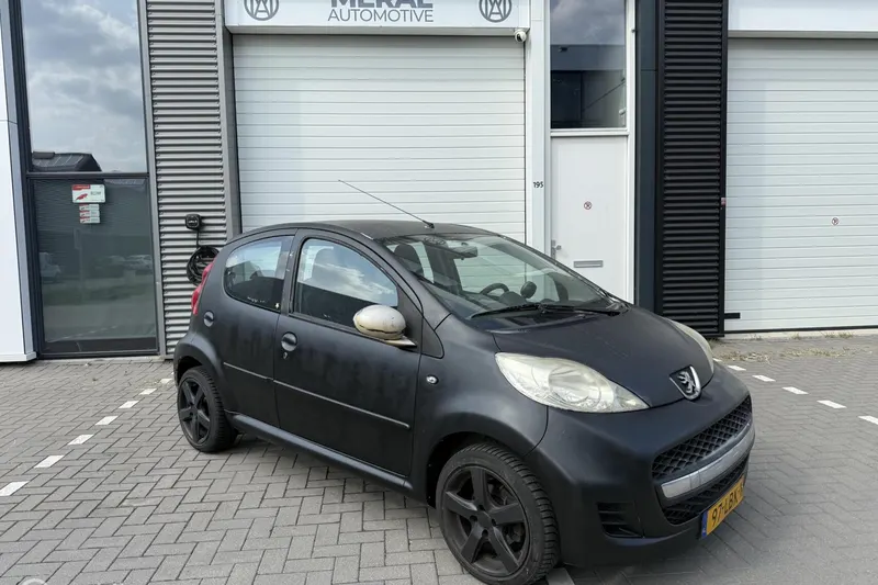 Peugeot 107 (2010)